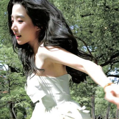 球场艳侣